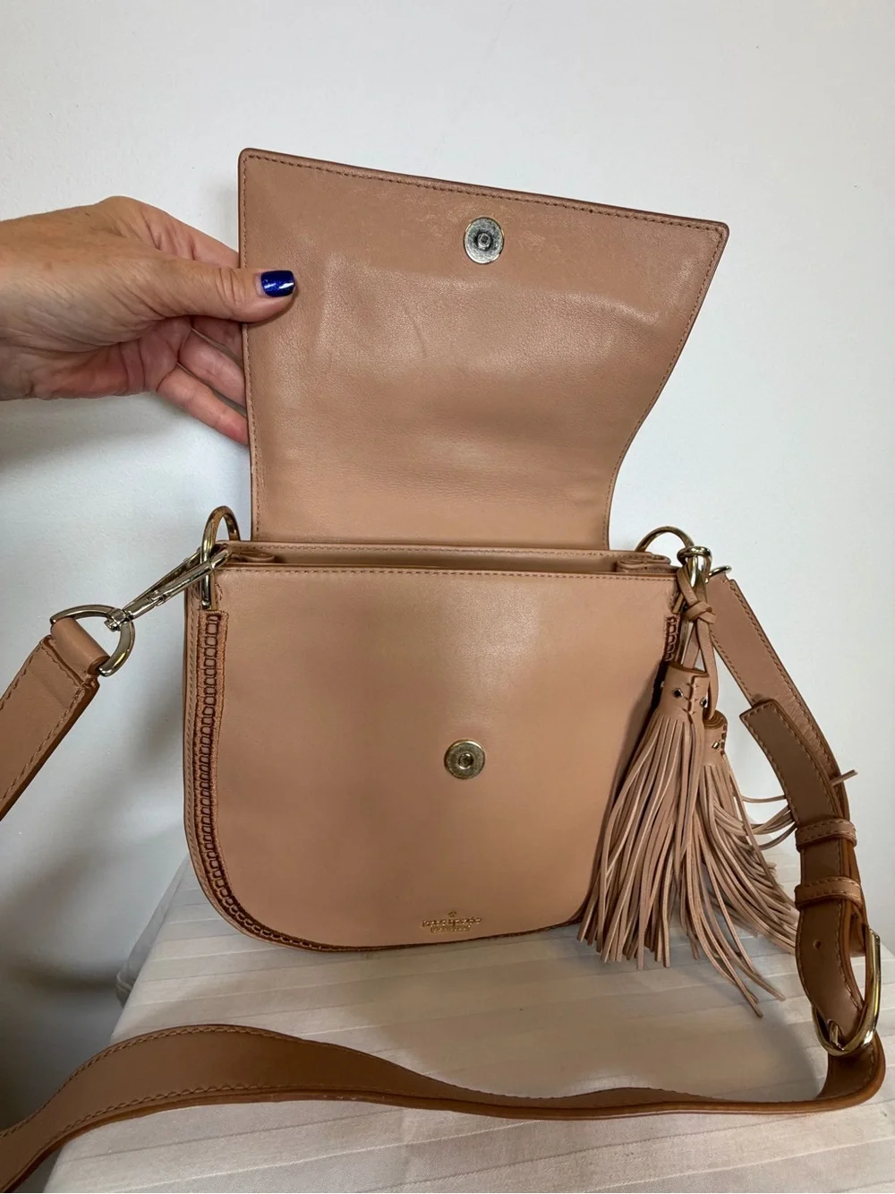 Kate Spade New York Basset Lane ‘Emaline’ Tan Leather Crossbody/Shoulder Bag